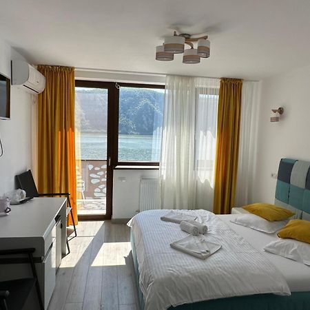 Bed and Breakfast Bliss Dubova Exterior foto