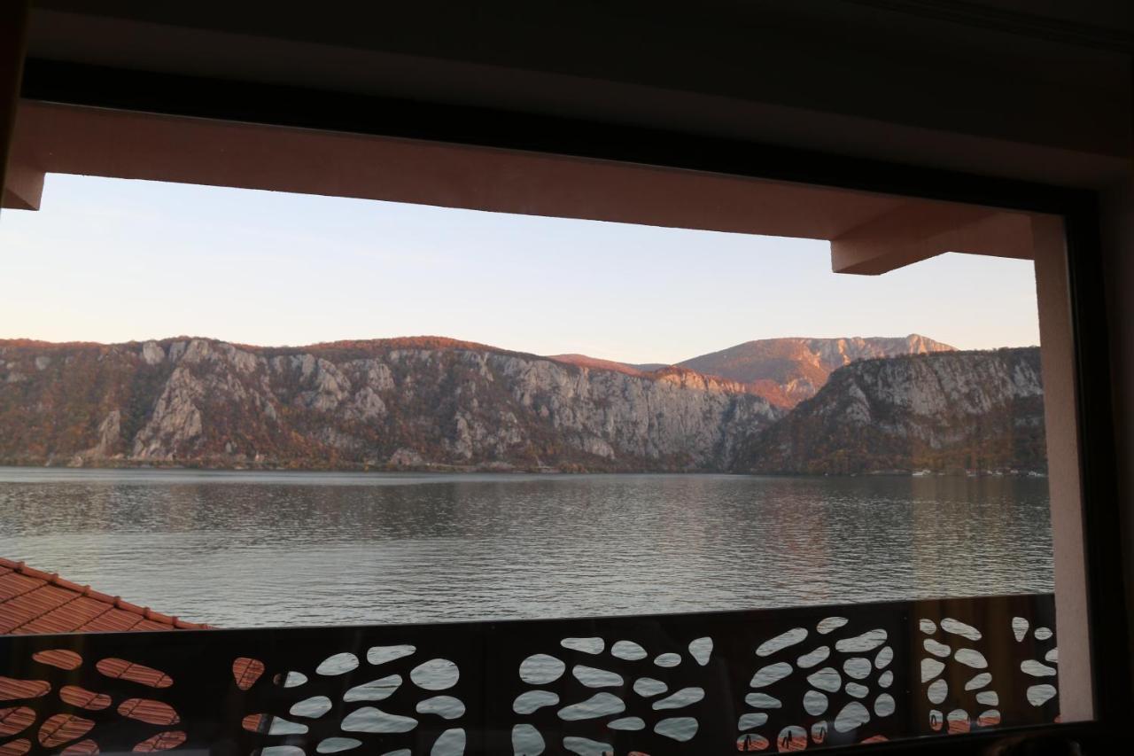 Bed and Breakfast Bliss Dubova Exterior foto